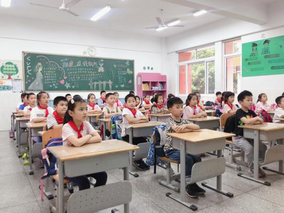法治护佑未成年人健康成长_html_4aacb0ce.jpg