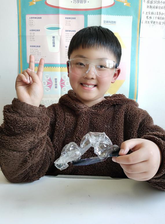 能吹泡泡的光盘_html_m843ae.jpg