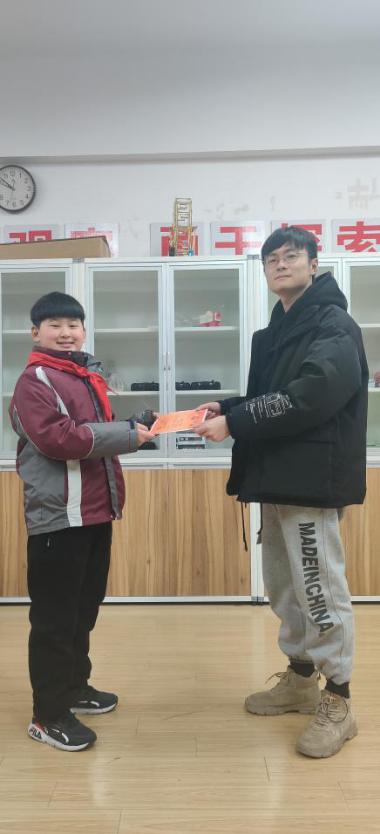 20200301寒假科创小童星颁奖_html_me178e32.jpg