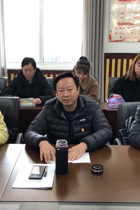 坚持党建引领，共促教师发展_html_m1f130d81.jpg