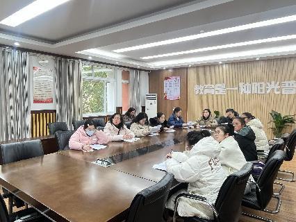 20250225青年教师研修班报道_html_m6ce69b59.jpg