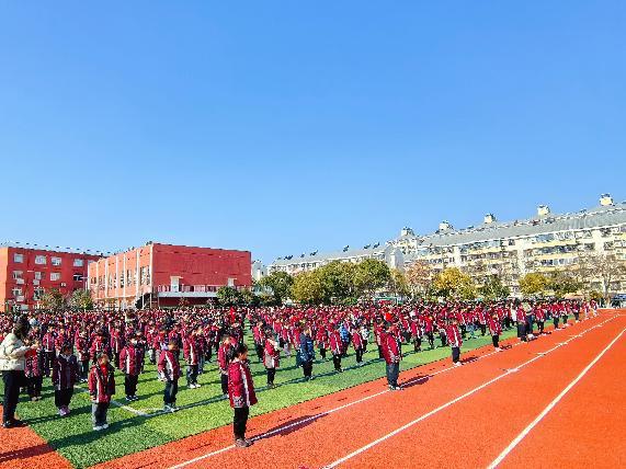20250213开学典礼报道_html_ma6da31a.jpg