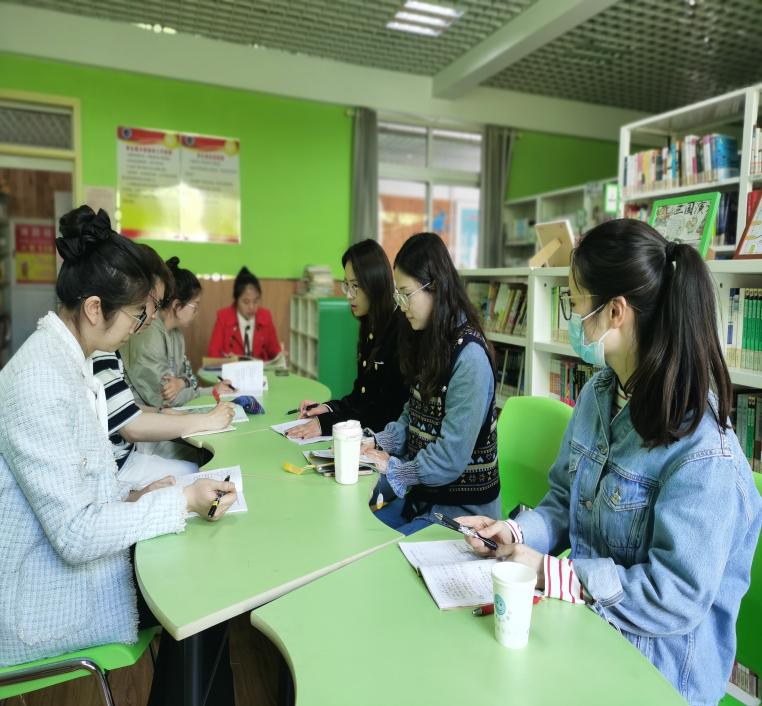 扎根课堂启心智 聚焦管理提质量_html_m2ddd9abf.jpg