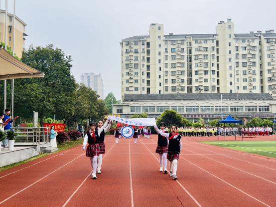 2024年南京市南湾营小学第九届春季运动会_html_6984a608.jpg