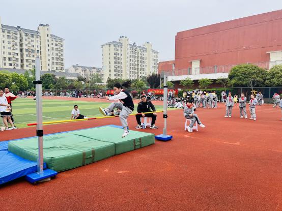 2024年南京市南湾营小学第九届春季运动会_html_759a66d3.jpg