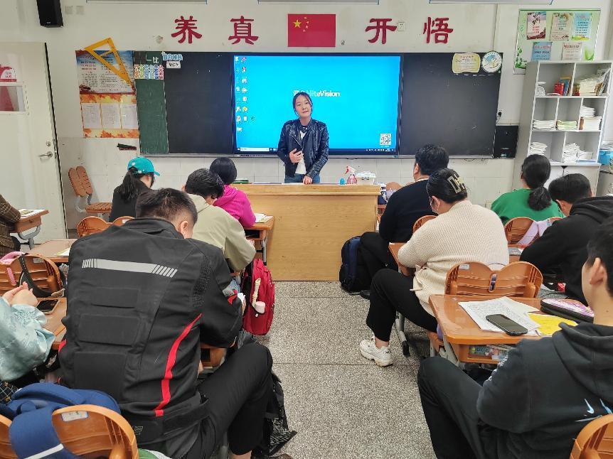 新闻稿_html_58130801.jpg