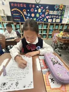20250428汉字听写大赛新闻报道_html_2210fa0e.jpg