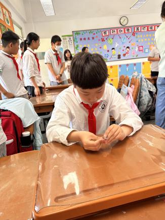 20240522数学智力扣年级赛（董智写）_html_m67277b89.jpg