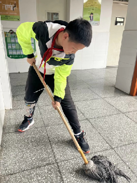 20230427班会报道_html_63bbb177.png