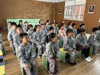 20230510唱响队歌  有你有我(邱仁)_html_m7a864e4.jpg