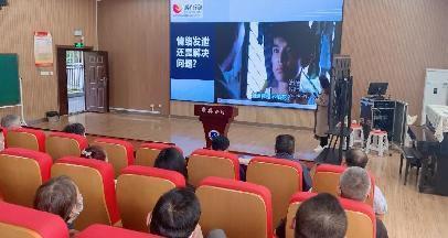 20230509栖霞区陶老师工作站志愿者进校园活动通讯稿_html_m7e47eb9.jpg