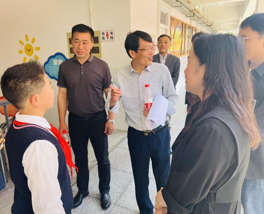 新闻稿_html_ma4957dc.jpg