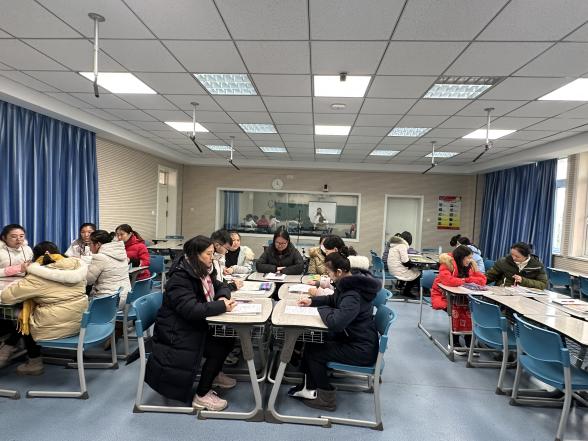 20231219语文组校本教研报道_html_238979cb.jpg