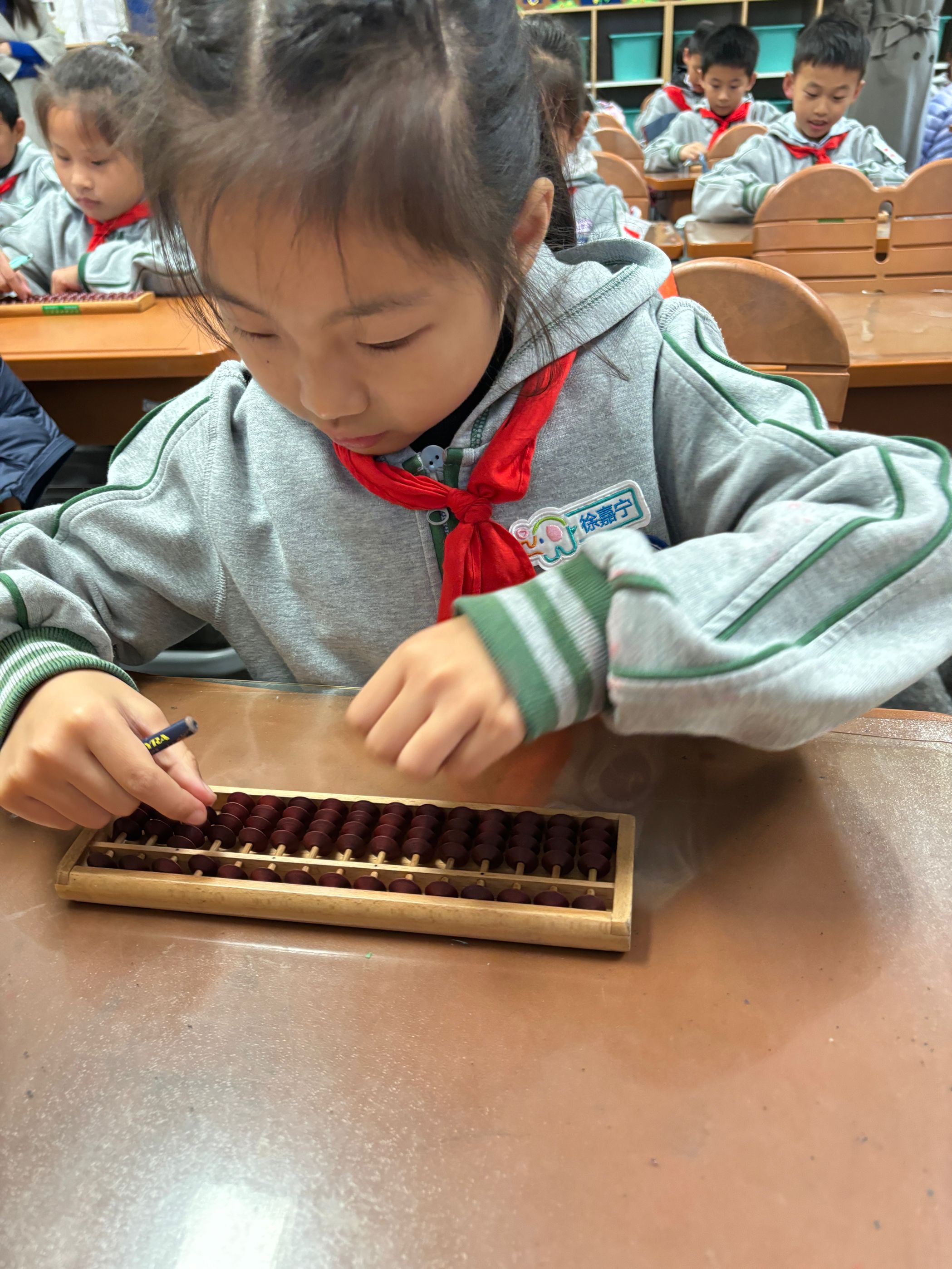 20241120启智珠算节班级赛新闻稿_html_m63998e33.jpg