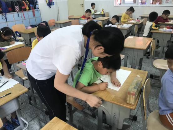 第五周社团报道_html_41f3503d.jpg
