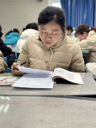 20230222数学组校本教研报道_html_m742ccd4a.jpg