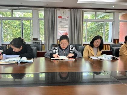 20230328语文组教研报道_html_3d2d8998.jpg