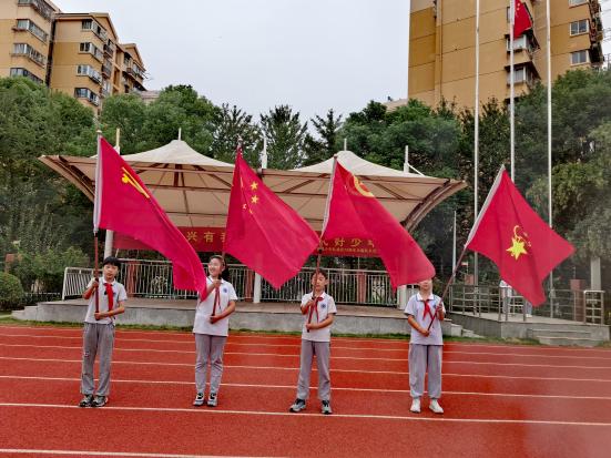 建队日新闻稿_html_1da23136.jpg