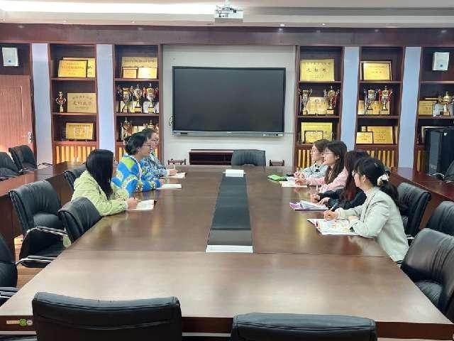 20230310 英语组集体备课-报道_html_5cc5ca7a.jpg