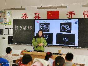 20231115数学组校本课程报道_html_m7e60a05d.jpg