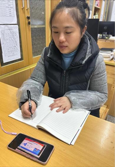 深学全会精神 筑牢思政根基_html_m6537fff.jpg