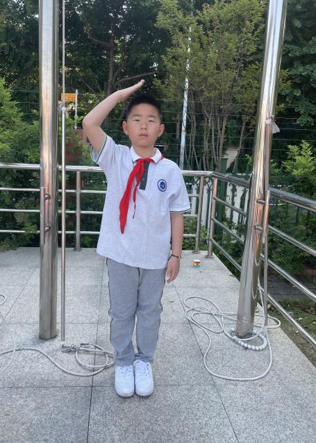 20230515第15周升旗仪式报道_html_m5437e5ef.jpg