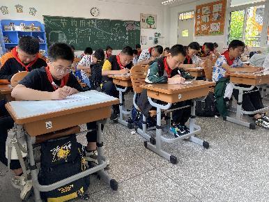 20230518第九届魔幻数学节5报道_html_69fc220a.jpg