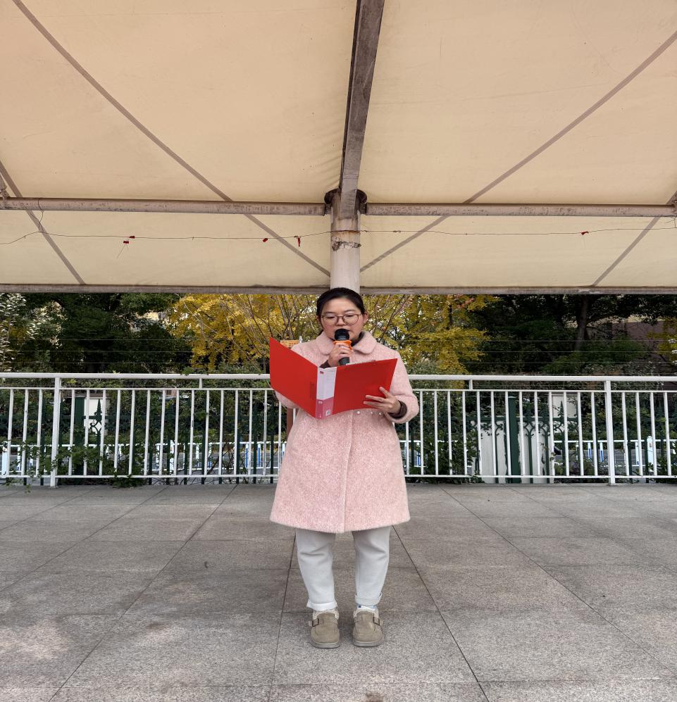 升旗式新闻报道_html_m78a145a9.jpg
