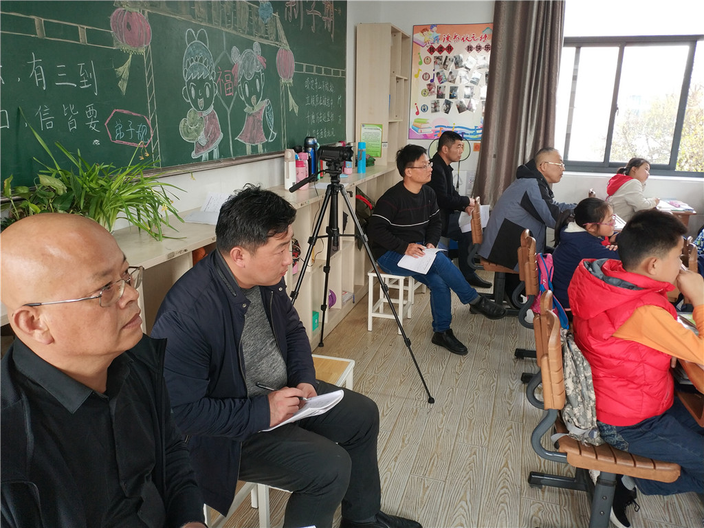 珍爱生命   文明出行_html_7ec8e057.jpg