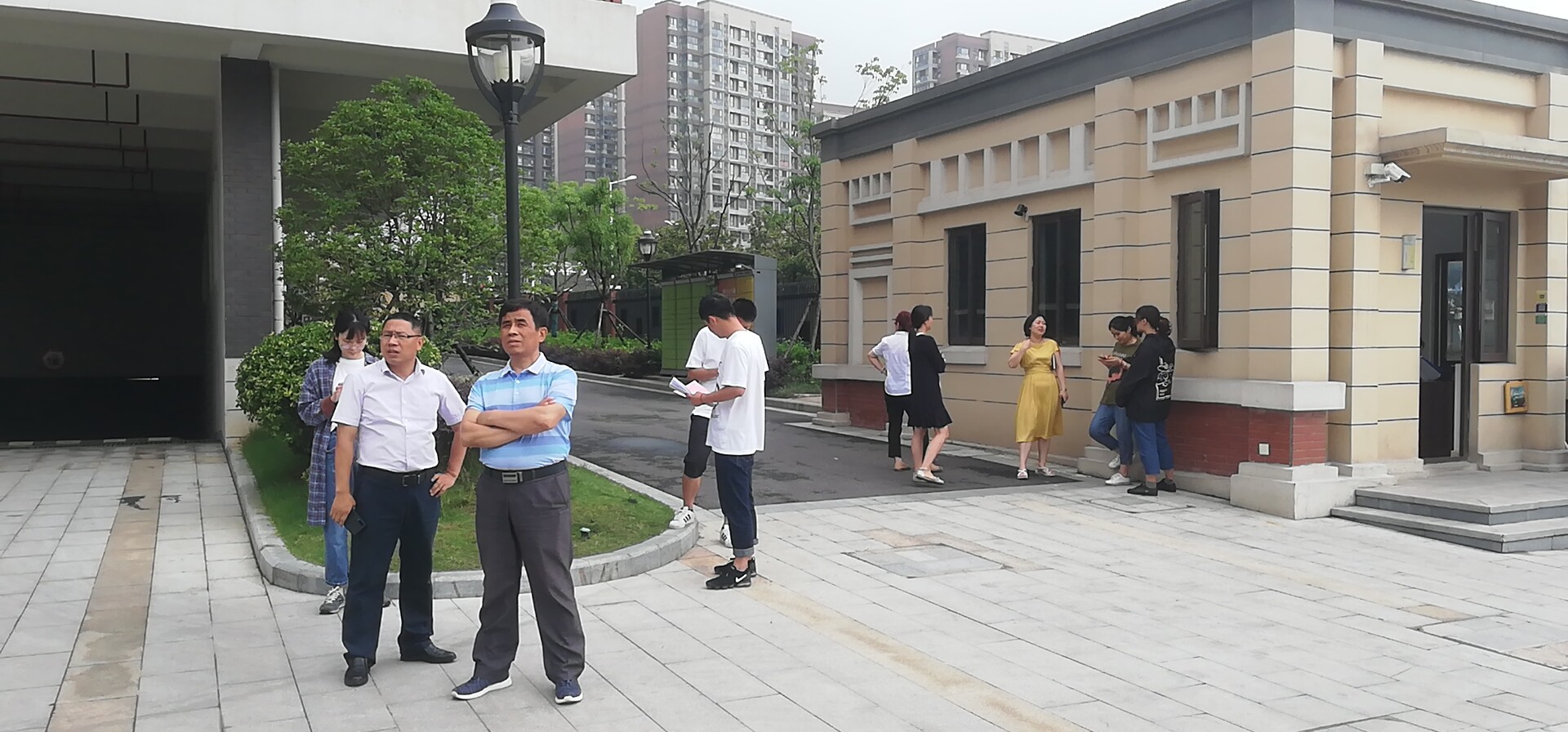 查漏补缺，全力以赴。_html_m16622da6.jpg