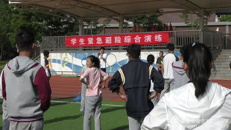 新建 DOC 文档_html_3eba66a4.jpg