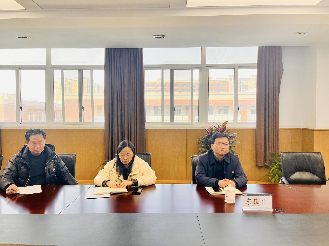 组织生活会新闻稿1.25_html_m4cdb91e2.jpg