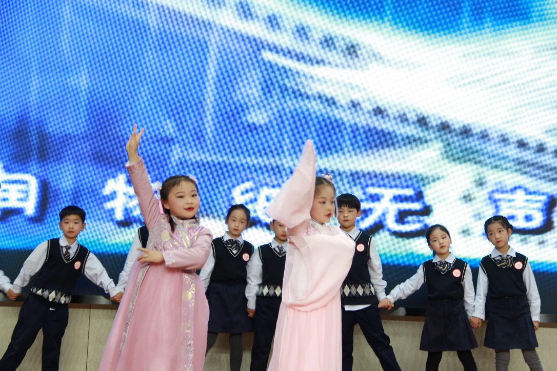 诗词大会新闻稿_html_112cc342.jpg