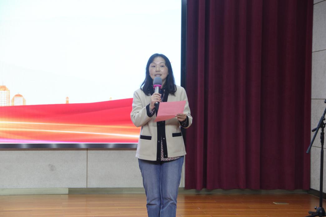 “喜迎二十大 奋发向未来”我为祖国献歌新闻稿_html_m2f90d837.jpg