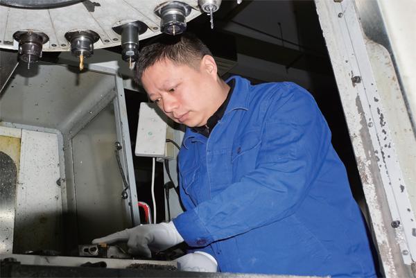 大国工匠第4期_html_m254525d9.jpg