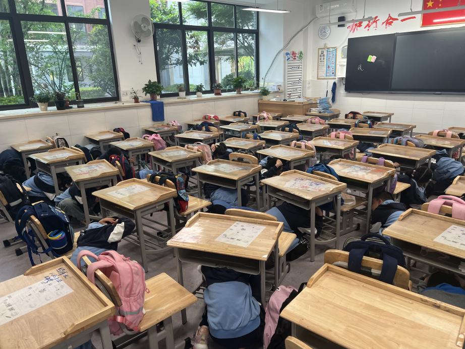 20240511地震逃生演练新闻报道_html_7998709e.jpg