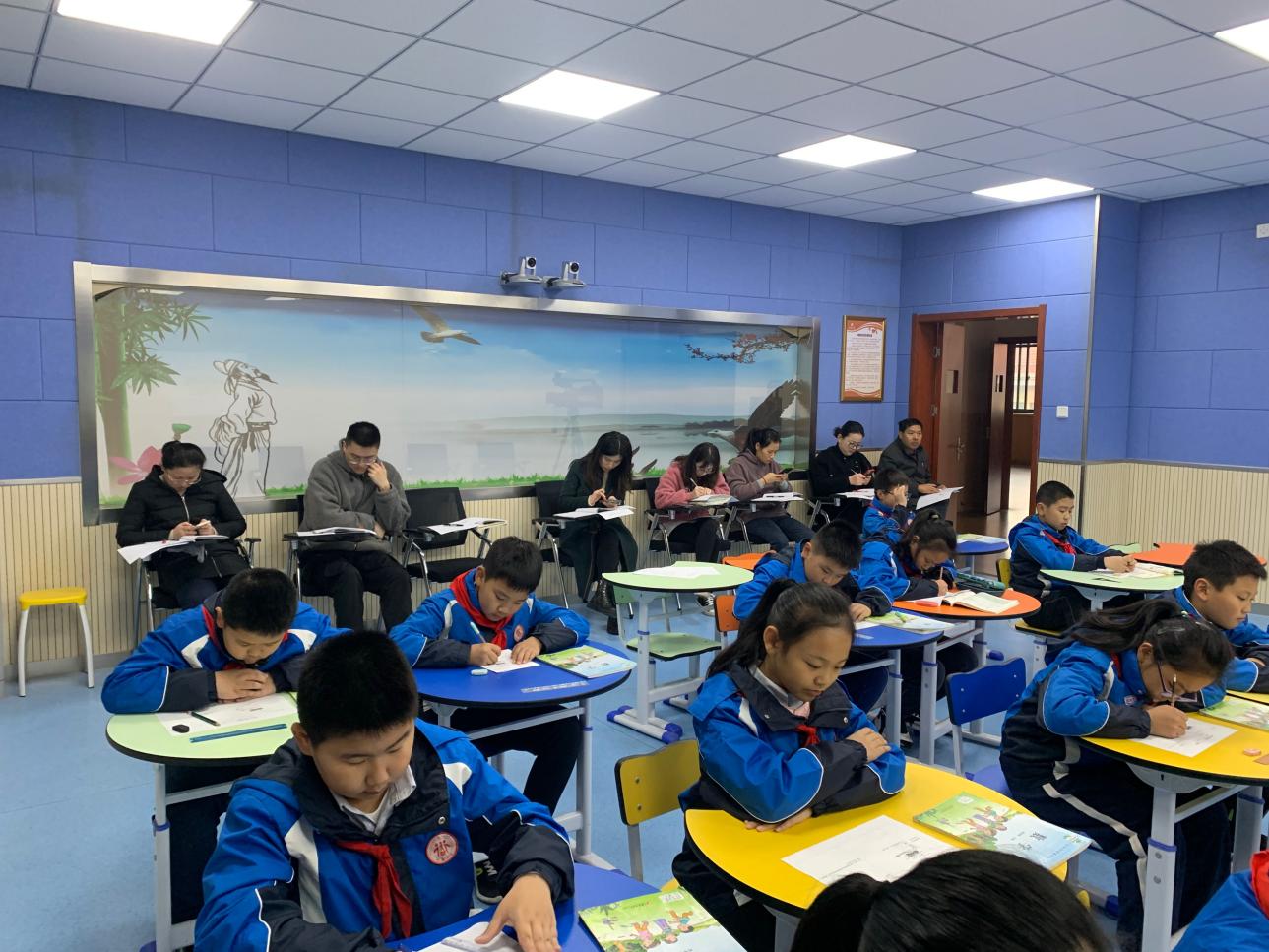 11月教育科研快讯_html_6d025f50.jpg