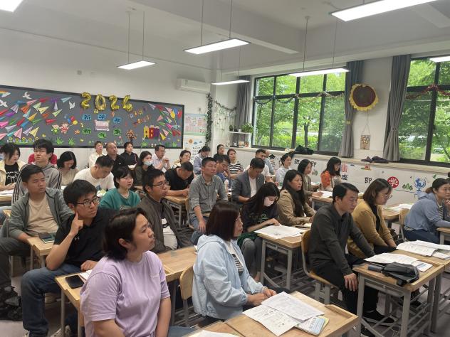 20240514期中家长会_html_m68ba5822.jpg