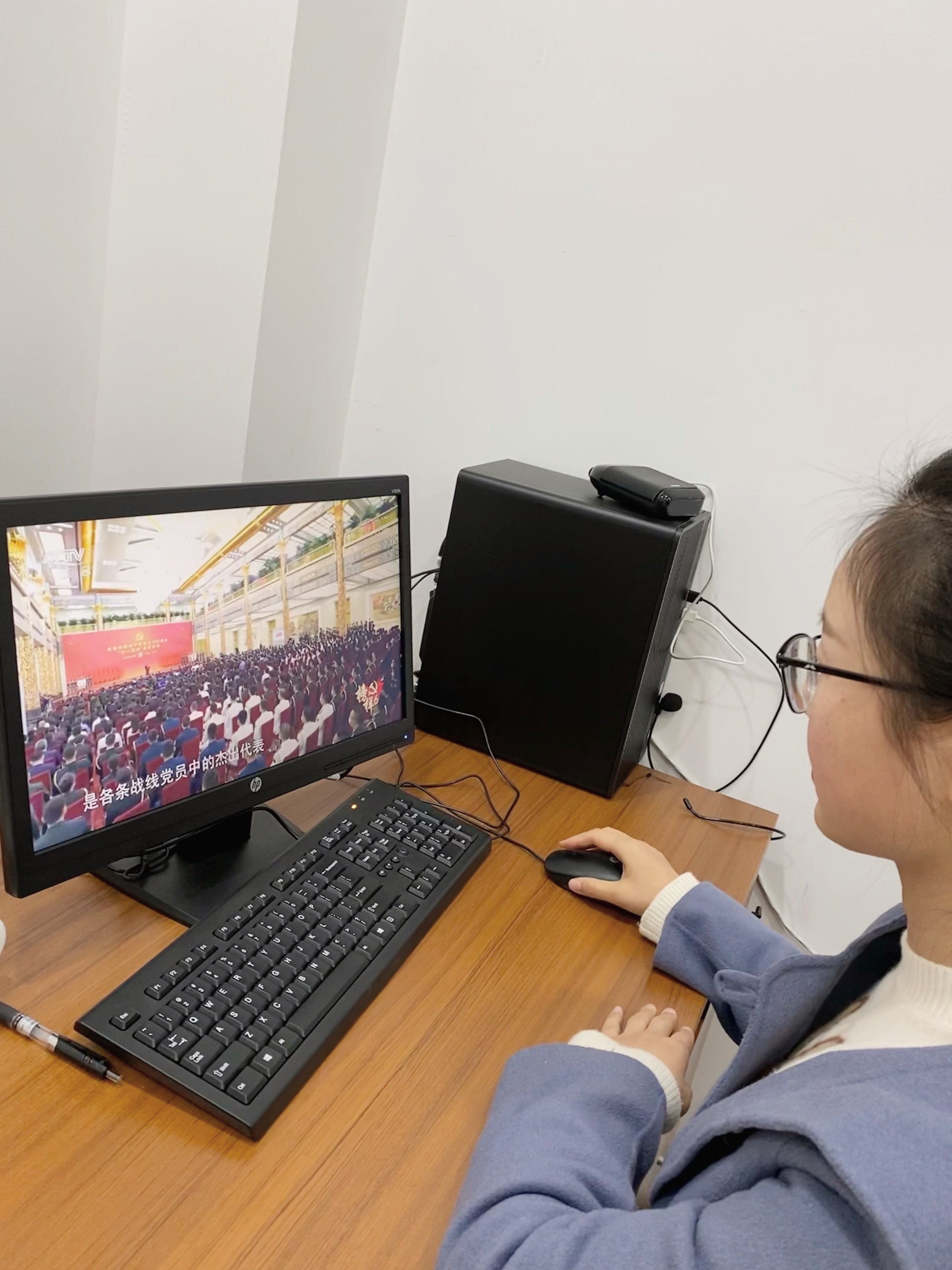 榜样6学习新闻_html_3d185ffe.jpg