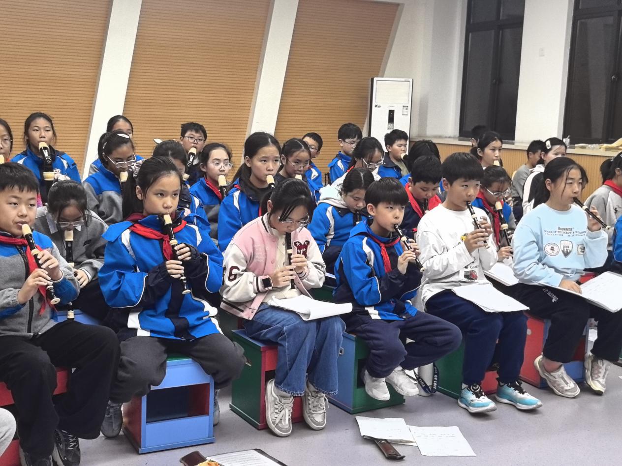 区小乐器比赛 喜报(1)_html_ma2e140e.jpg