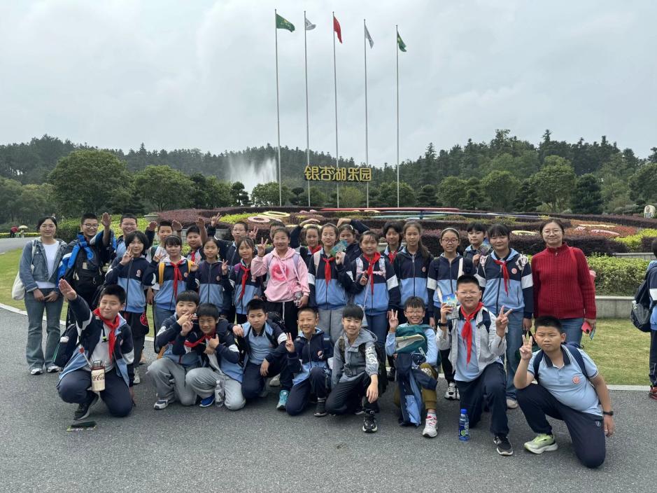 20241102京市晓庄小学10月教育教学简报_html_m6f9c30d.jpg