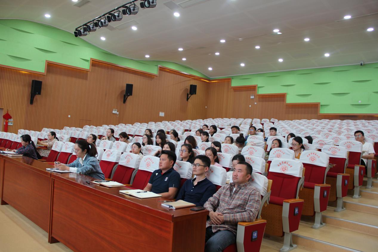 师德建设会1_html_m43b82cbe.jpg