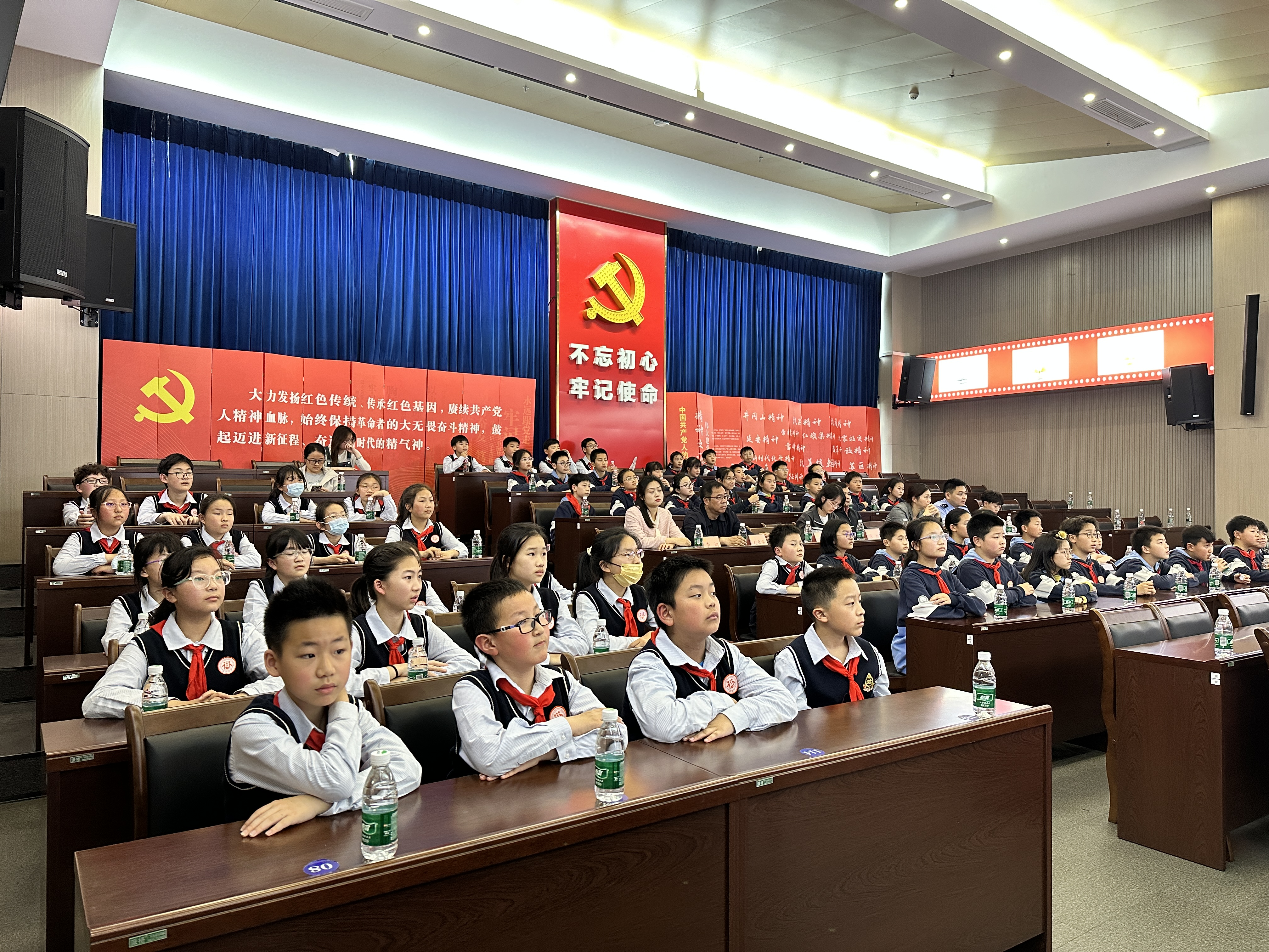 【党团牵手共成长】见证新时代 国安伴成长 ——记南京市晓庄小学国家安全教育日活动