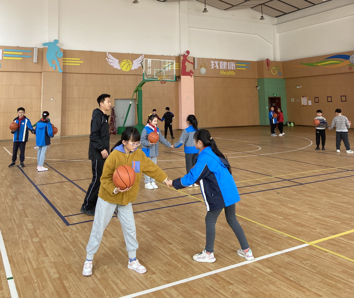 4.7大组课新闻稿_html_76608b8c.png