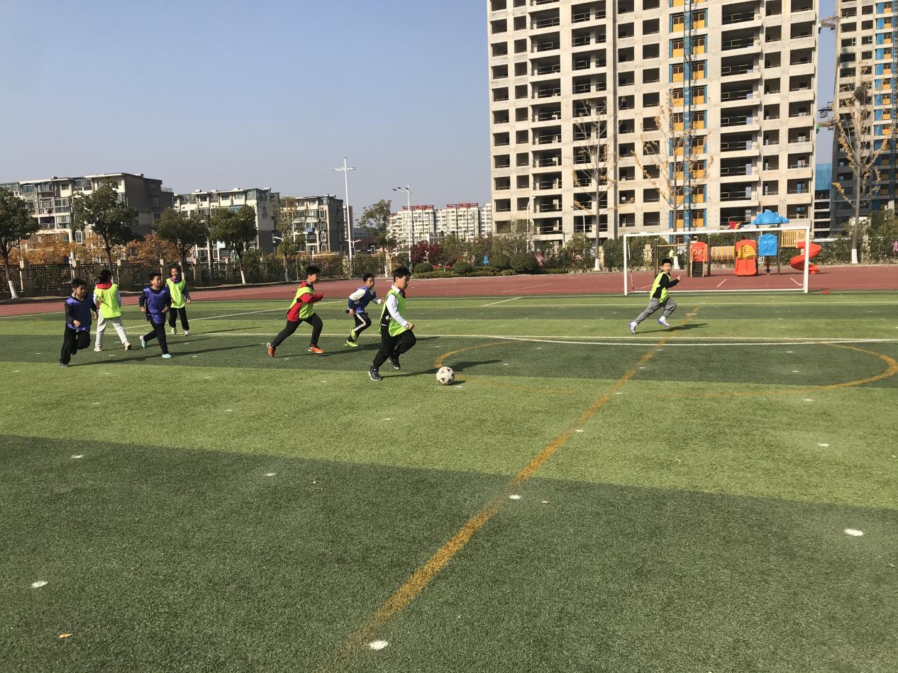 20231205晓庄小学“校长杯”足球班级联赛赛程报道（二）_html_520cb914.jpg