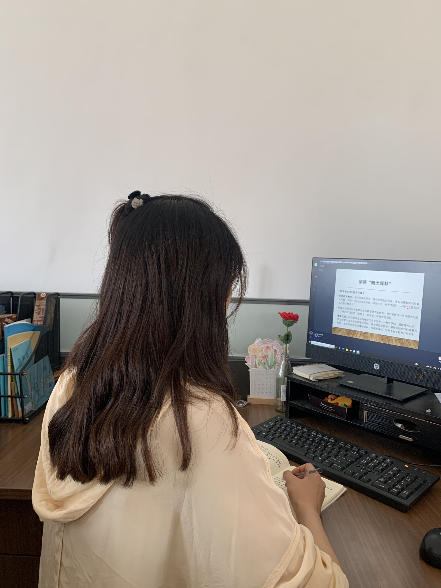 渐有微凉递好秋   常于教育传新思——记“栖霞区教科研云端大讲坛第二十九讲”活动_html_m267d6ff1.jpg