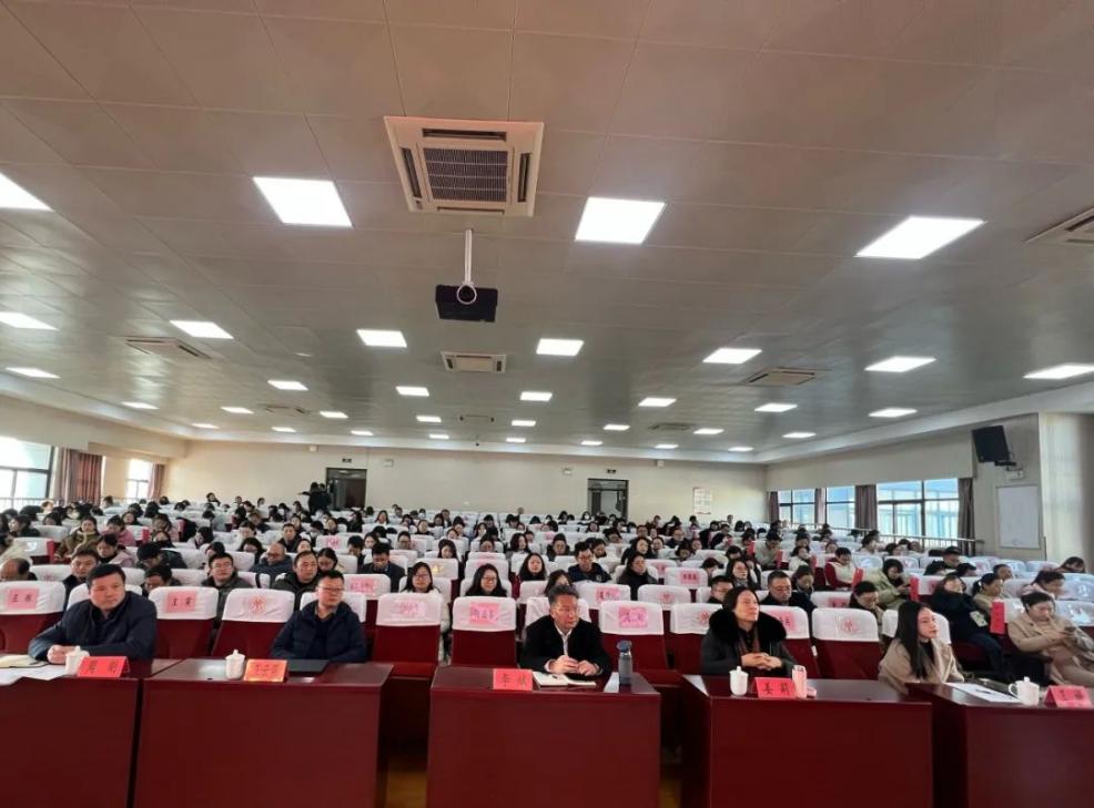 【融创德育】护苗润心   筑梦成长——中小学心理健康教育体系建设研究与实践_html_4fce6332.jpg