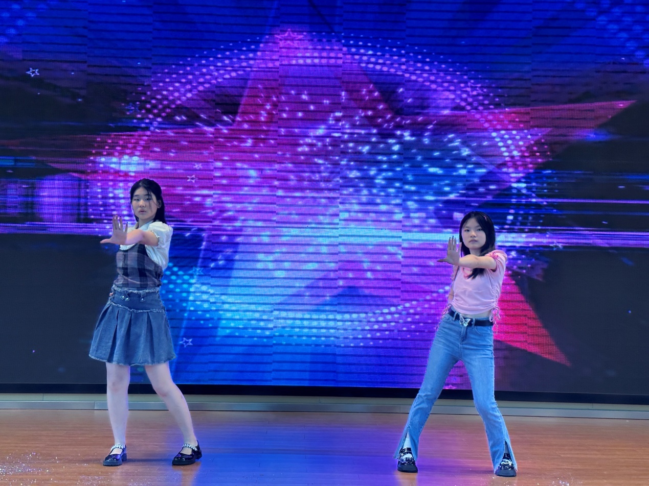 2023.6.30活力青春  精彩未来——实初尧化2023届初三毕业典礼_html_38c1327b.jpg