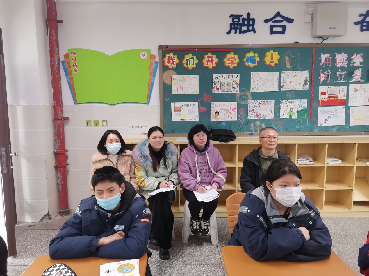 【融进实园】教研促成长 携手共奋进——热烈欢迎栖霞区教师发展中心领导莅临我校指导_html_m1fa1aaed.jpg
