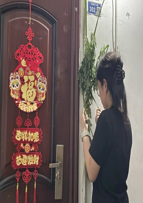 【融创德育】端午情浓 佳节共度—实初尧化庆端午主题系列活动_html_5bcecc4e.jpg